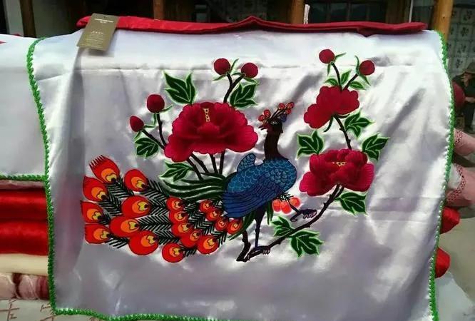 湖南省张家界市十大特产
（仅供阅读交流，不作权威排行）一、野生岩耳
二、慈利杜仲