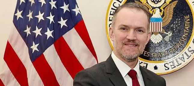 美国不愿中国抛售美债











天呐！美国这唱的是哪一出？一会儿要“