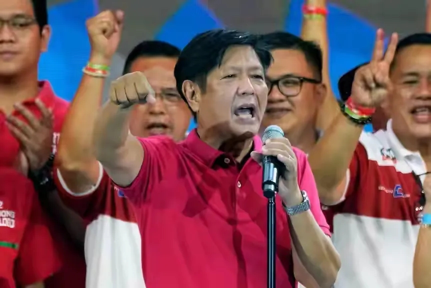 菲律宾历史有可能会从演。
就目前形势而言，马科斯的形势非常不利，在参议院中期选举