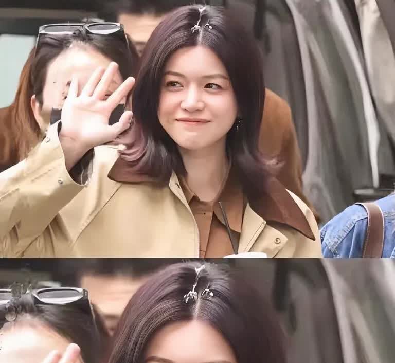 我有种预感
感觉陈妍希她很难再结婚了！

不是因为她老了，也不是还爱着陈晓