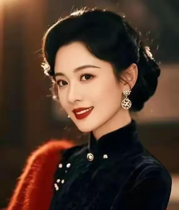 女士们，问你一个你很在乎的问题，人到中年，如果有人夸你年轻，你会认为你是真的年轻