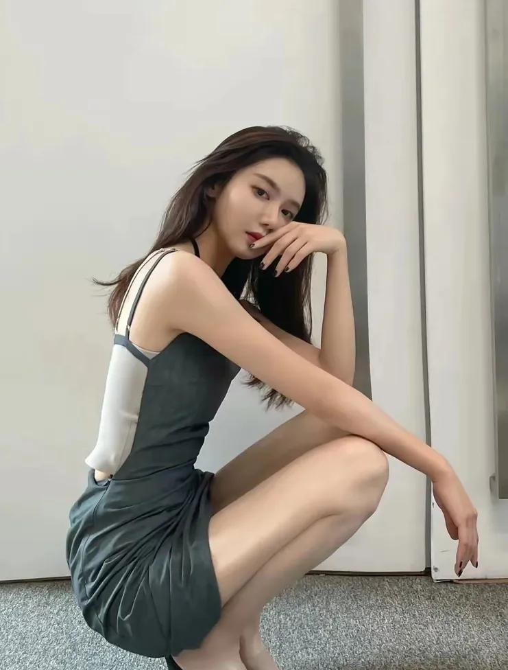 6.1目前王楚钦和美娜的还没有官方消息澄清，但王楚钦和孙颖莎的关系却被官方媒体澄