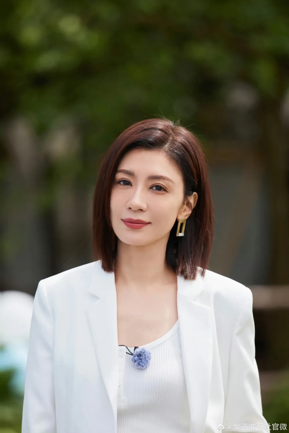 贾静雯：从婚姻困境到母爱闪耀
 
贾静雯第一段婚姻的经历，简直就是一部令人揪心的
