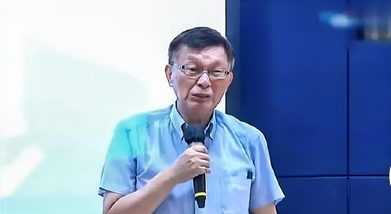 苑举正: 加入统派队伍要趁早呀！否则过了这个村可就没这个店了！道路正确，成果丰硕