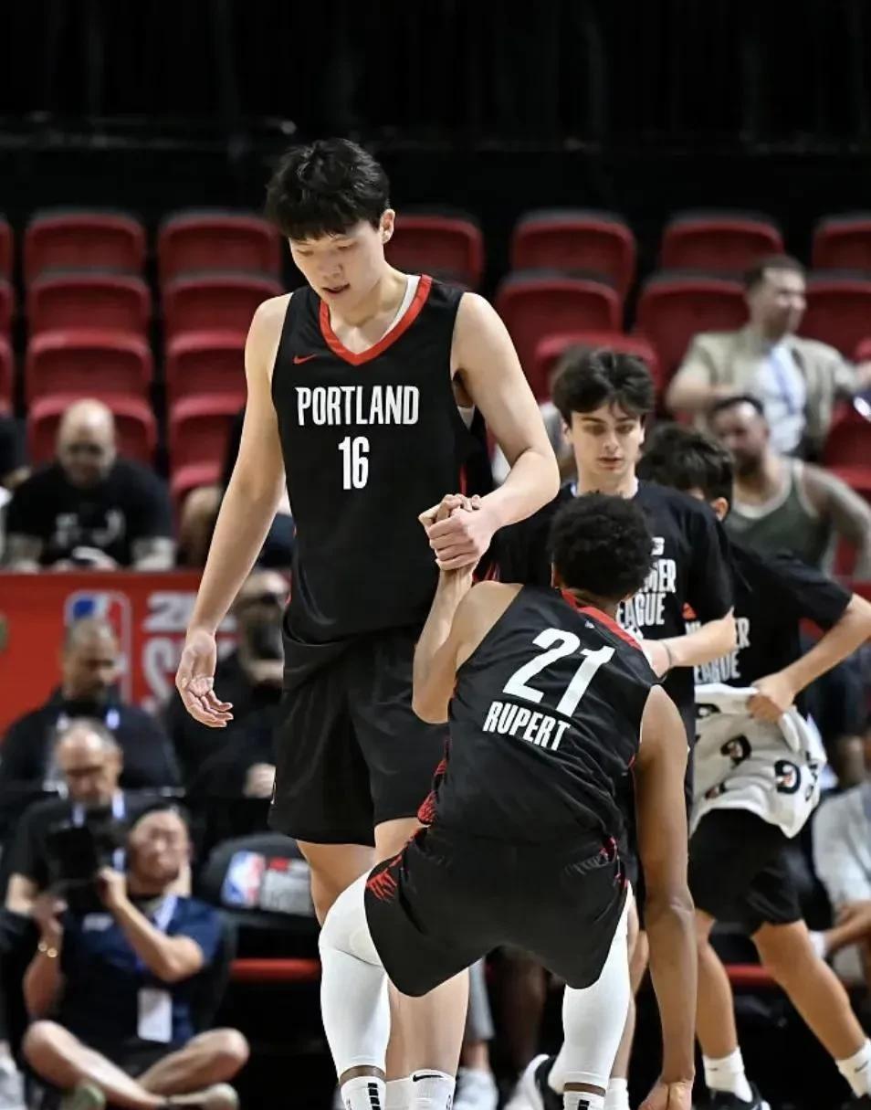 周琦为啥选秀的位置这么低，而杨瀚森的NBA选秀位置居然会如此高？主要原因其实就一