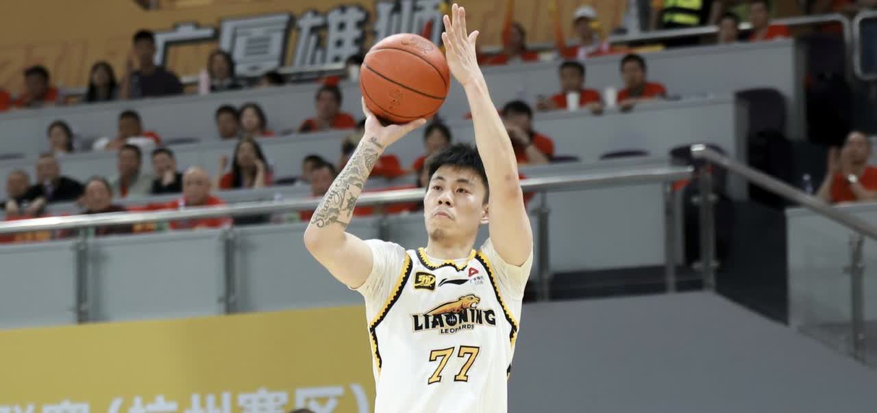 CBA曝光三方交易，广东队得超级锋线，不要张镇麟，杜锋赢麻了

就在这两天，