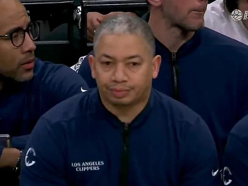 好消息还是坏消息？
NBA常规赛继续进行
快船主场挑战国王
赛前传来主教练泰伦卢