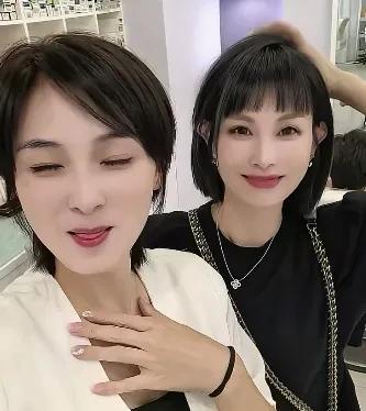 三哈这个造型，让人眼前一亮，必须给她点个赞，感觉挺适合她的。
谨汐整上这个发型，
