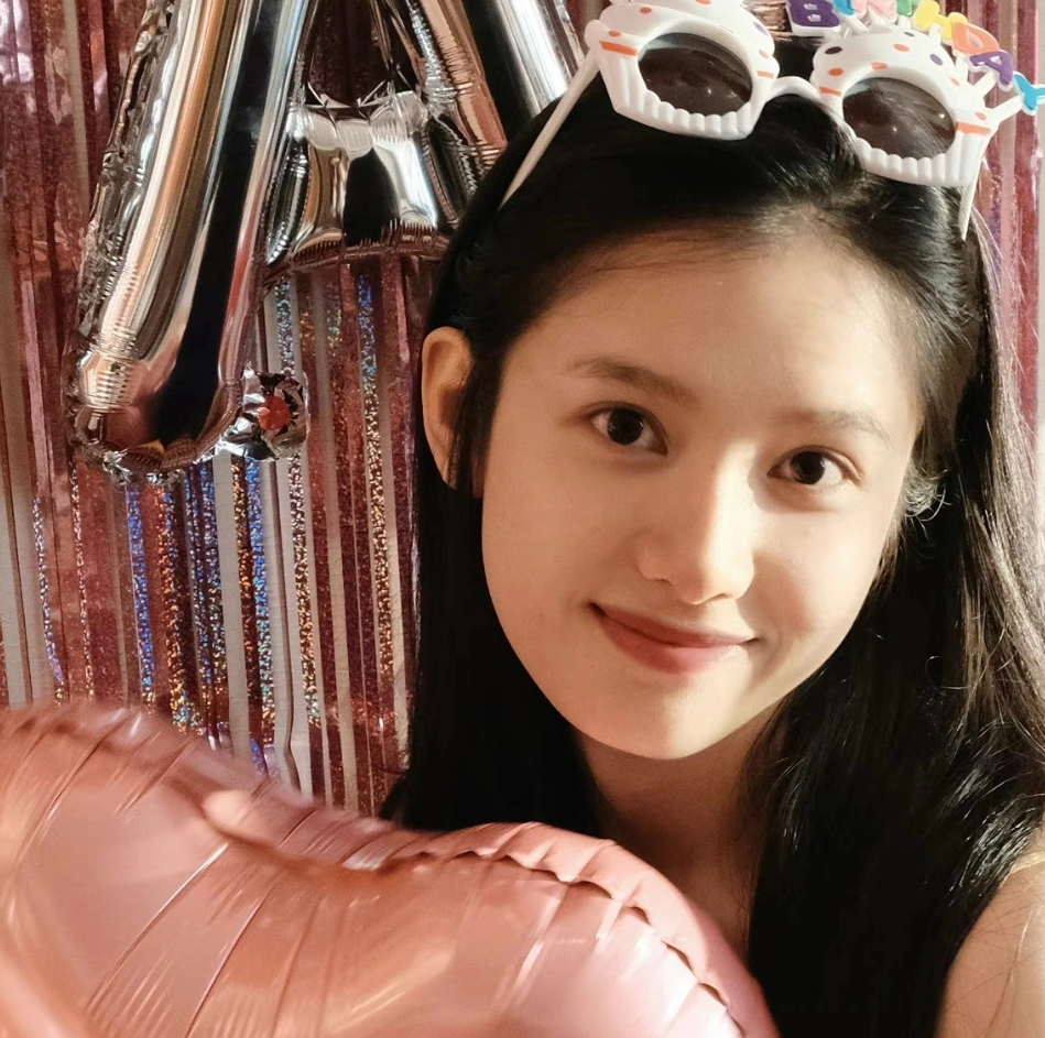 你觉得张婧仪是初恋脸吗？