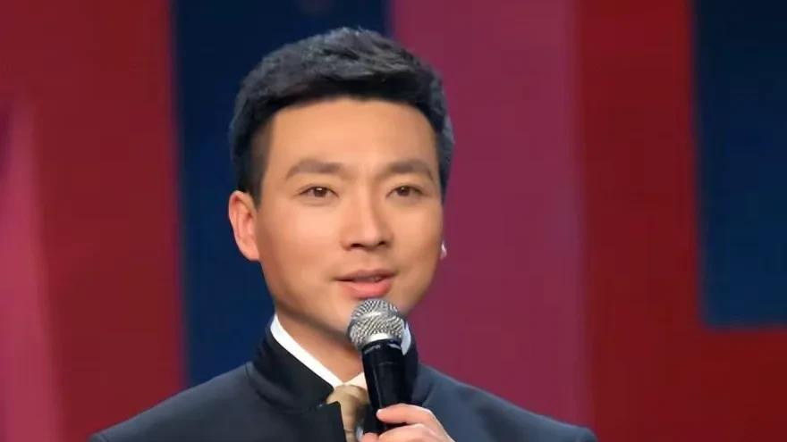 央视主持阵容大换血，这是否预示着电视新闻的新时代来临？