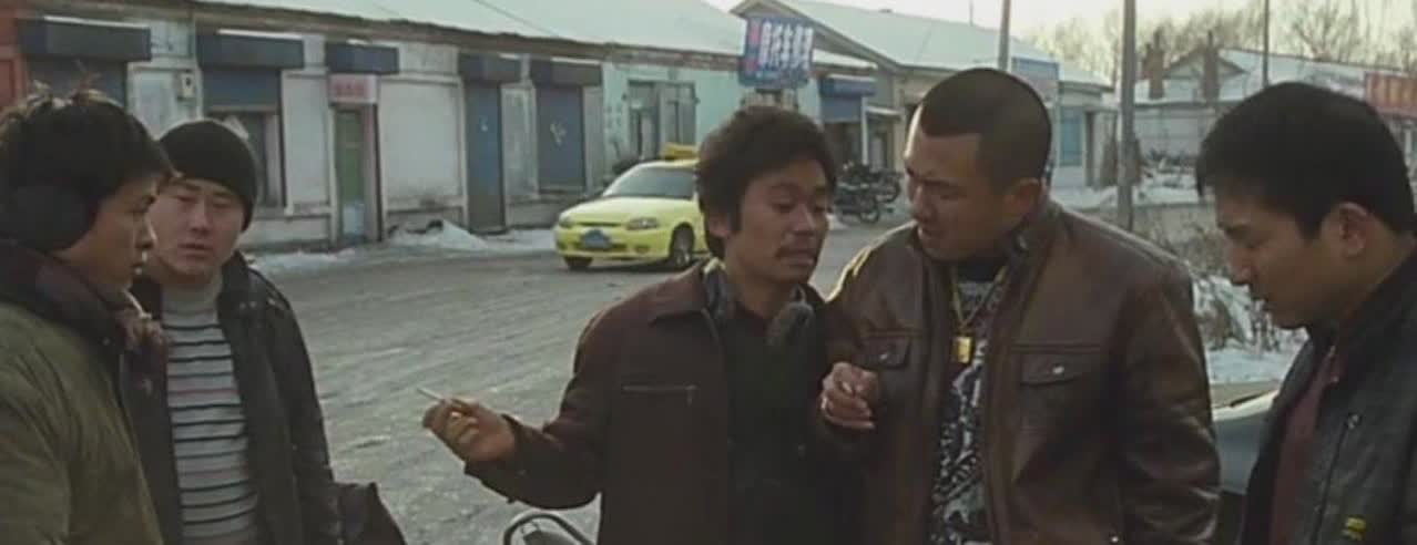 挺烦一些人动不动就拿“中国汽车”这顶帽子讲大团结的。
这让我想起树哥哪句“给哥