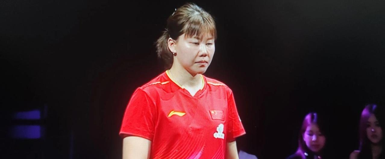 乒乓球横滨站冠军赛女单半决赛，陈幸同4:1战胜了队友王艺迪，晋级决赛，决赛将挑战