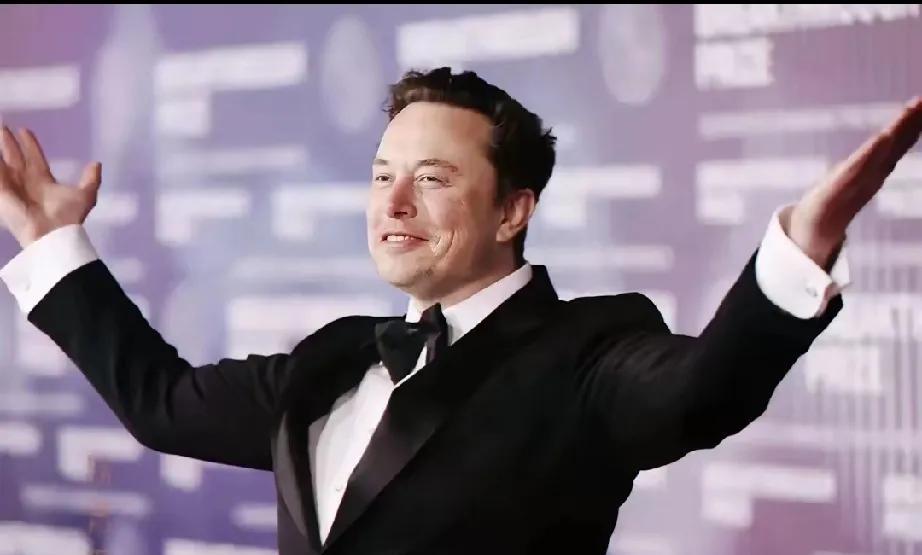 快讯！快讯！
马斯克在科技领域的贡献不可忽视，他推动了电动汽车、太空探索等领域的