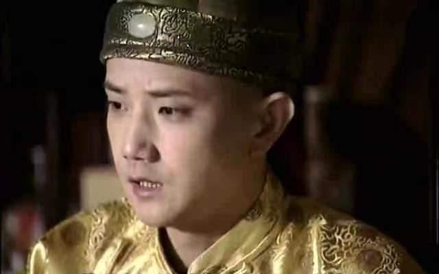 “师父，朕想考个状元。”清朝，少年康熙问济世。济世说：“依奴才看，陛下之才学，不
