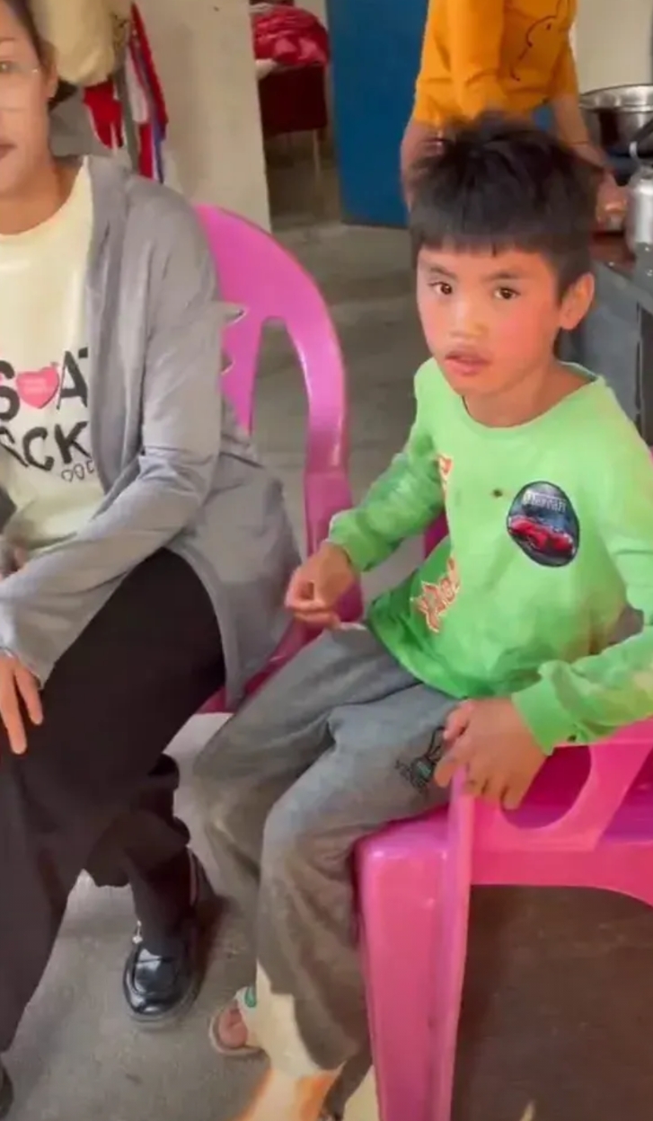 陵水赤岭传奇小孩哥回家后续，老师上门做安全教育，亲戚轮番上阵问小孩子以后还敢吗，