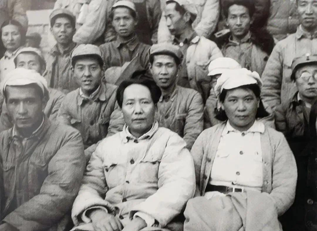 兵民是胜利之本！