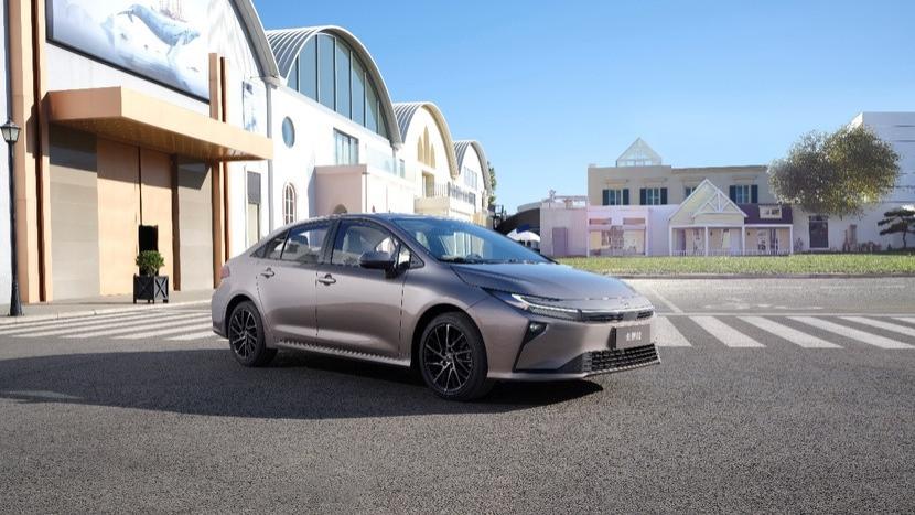 一汽丰田全新智混卡罗拉焕新上市 售价9.9万元起