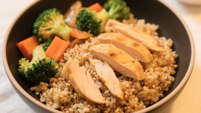 藜麦饭：餐桌上的轻盈诗篇