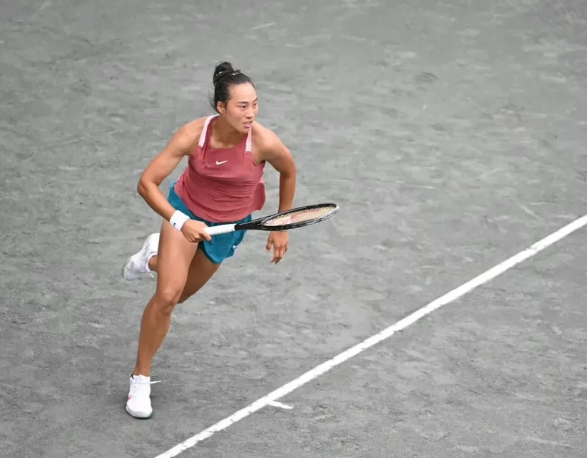 如果不出意外，无缘迈阿密1000赛女单半决赛的郑钦文，下周还是应该从查尔斯顿50