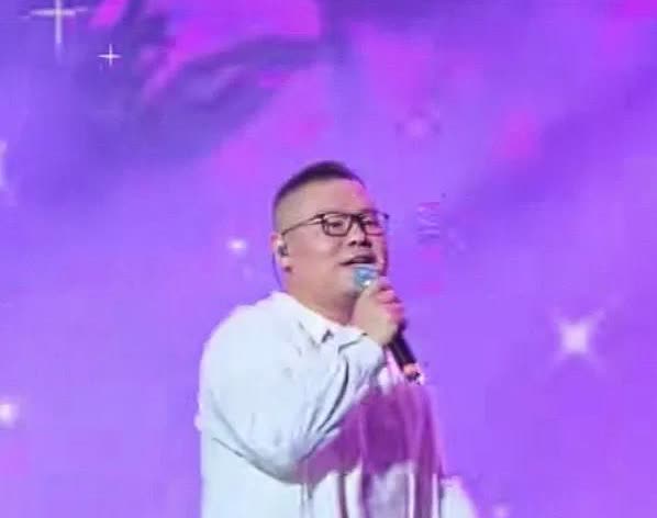 岳云鹏“非要唱”北京演唱会最大的争议就要有结果了。
演唱会门票大麦网6月12日