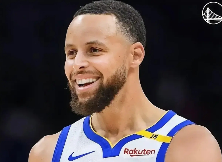20分算个球！勇士121–119大逆转险胜篮网，给双方球星的表现评分如下：

裁