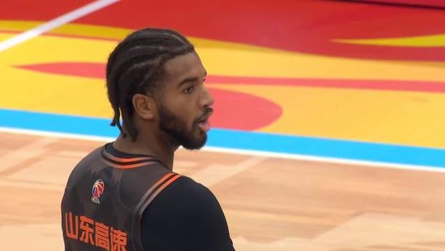 两连胜，山东男篮复仇北控 珀塞尔27+5成头号外援 邱彪做出2点改变