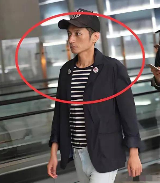 从主持一哥到“精神病”，无儿无女消失两年的李维嘉，经历了什么