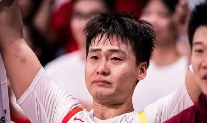 不出意外的话！这很可能是赵睿最后一次身披国家队战袍为国效力了！
昨晚24+6的数