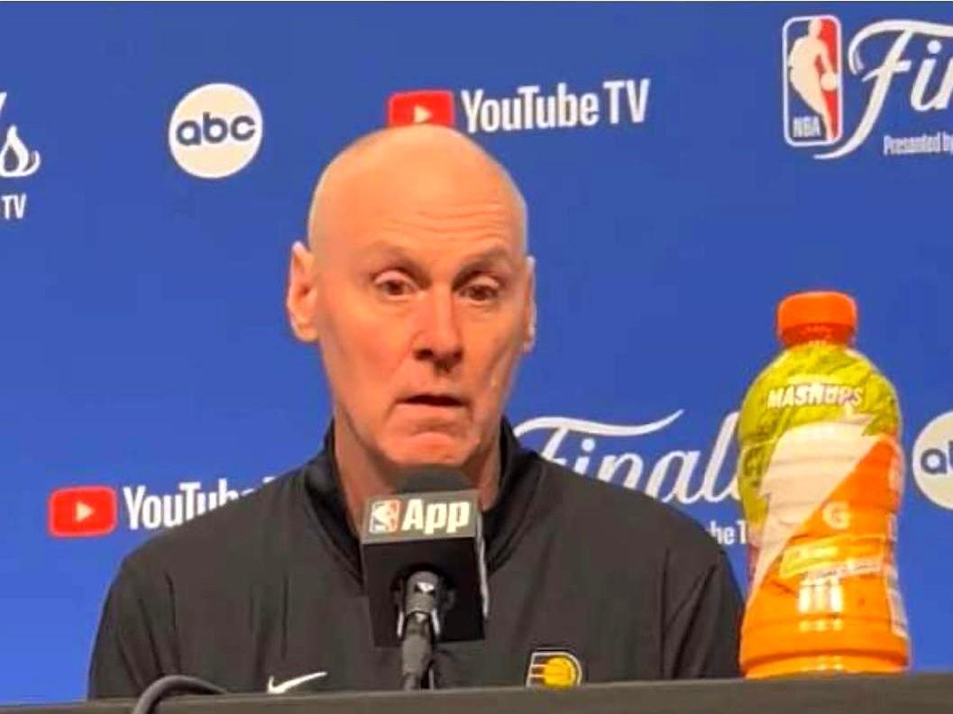 在今天结束的NBA总决赛G4比赛，主场作战的步行者以104-111不敌雷霆。
赛