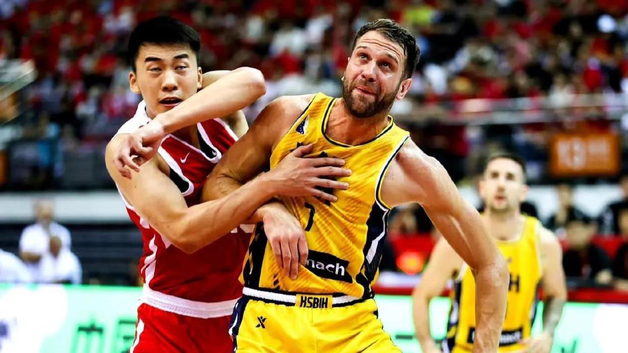 投篮4中0！失误7次！混子难当大任