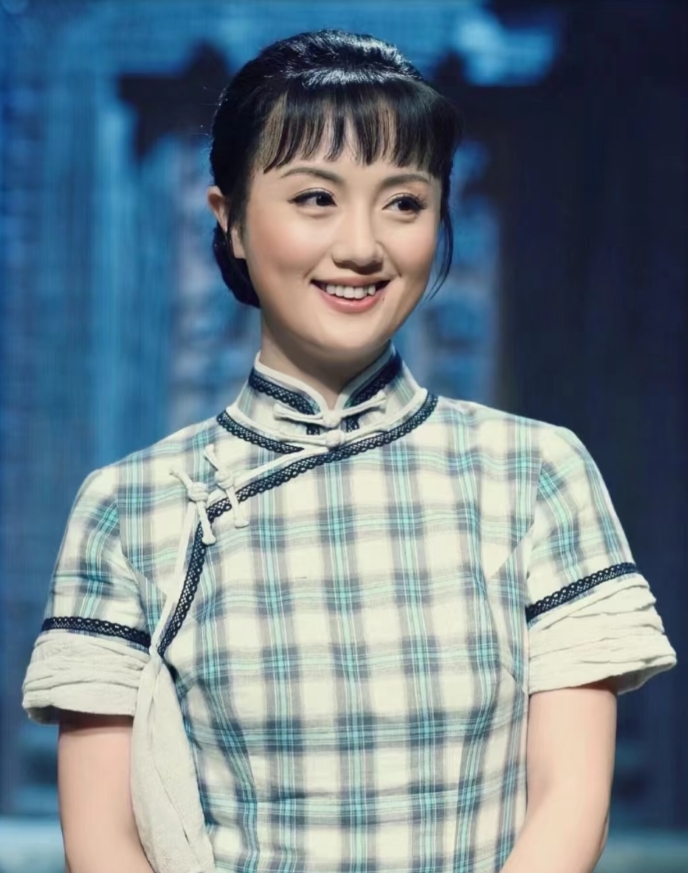朱媛媛的外甥女说
我大姨临走前，亲自说了
大姨在很早的时候就开始治疗了，但是大家