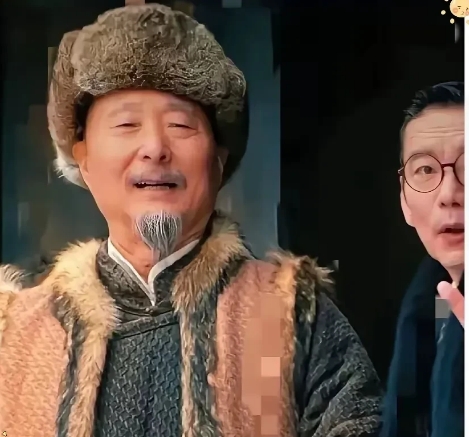 陈佩斯押房拍《戏台》首周票房仅19万，
排片全塞早八和午夜场。
五拨投资人跑路。