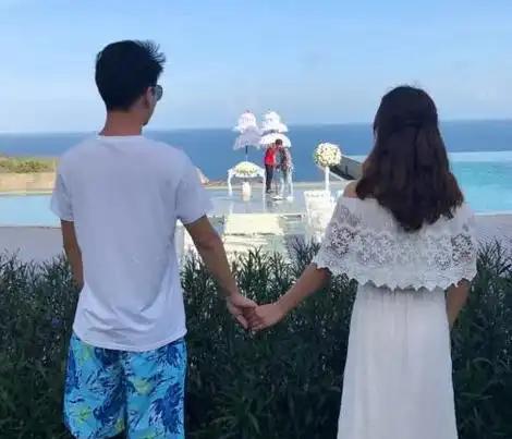2024年，上海，男子为了讨女子欢心，花费30420元带着女子去巴厘岛旅游。可女