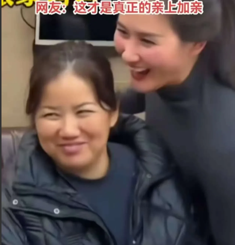 公公整天都处于空虚寂寞的状态。儿媳心想：“肥水不流外人田嘛。”