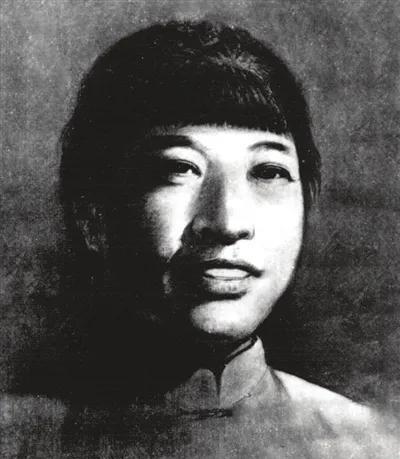 1928年，敌人将贺满姑带到郊外，他们一刀一刀地割贺满姑身上的肉，很快贺满姑流血