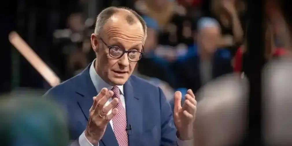 因为以色列是民主国家！

你们有没有发现一个奇怪的现象？当俄罗斯对乌克兰开展