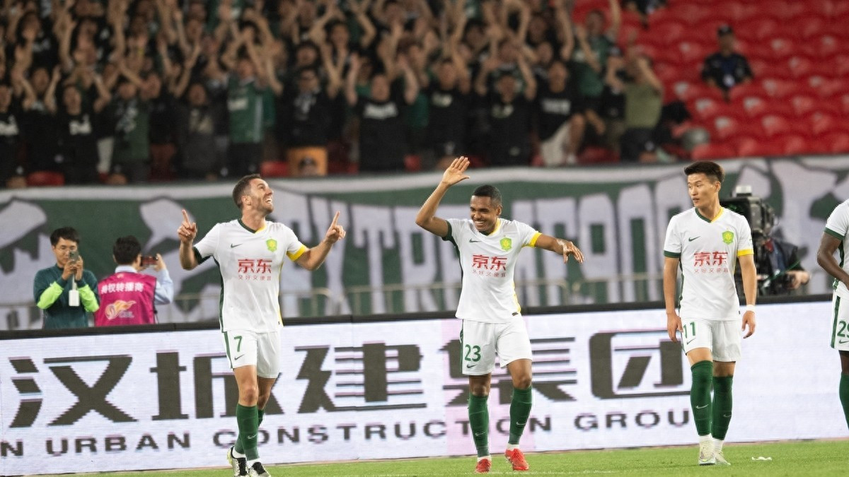 中超国安3球领先被追平4-4战平三镇, 深圳3-1亚泰跳出降级区