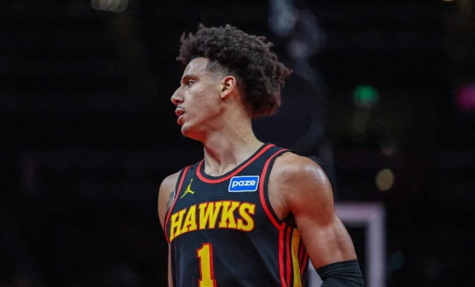 1月1日，NBA常规赛继续进行，老鹰126-102击败森林狼。本场比赛中，老鹰球