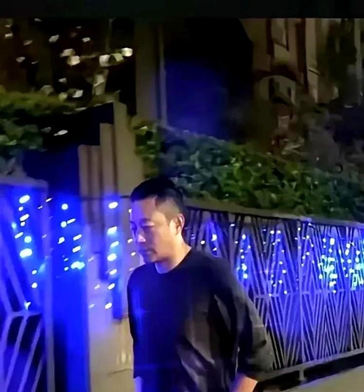 汪小菲豪宅风波











天呐！这瓜保熟吗？汪小菲的豪宅居然要被拍卖