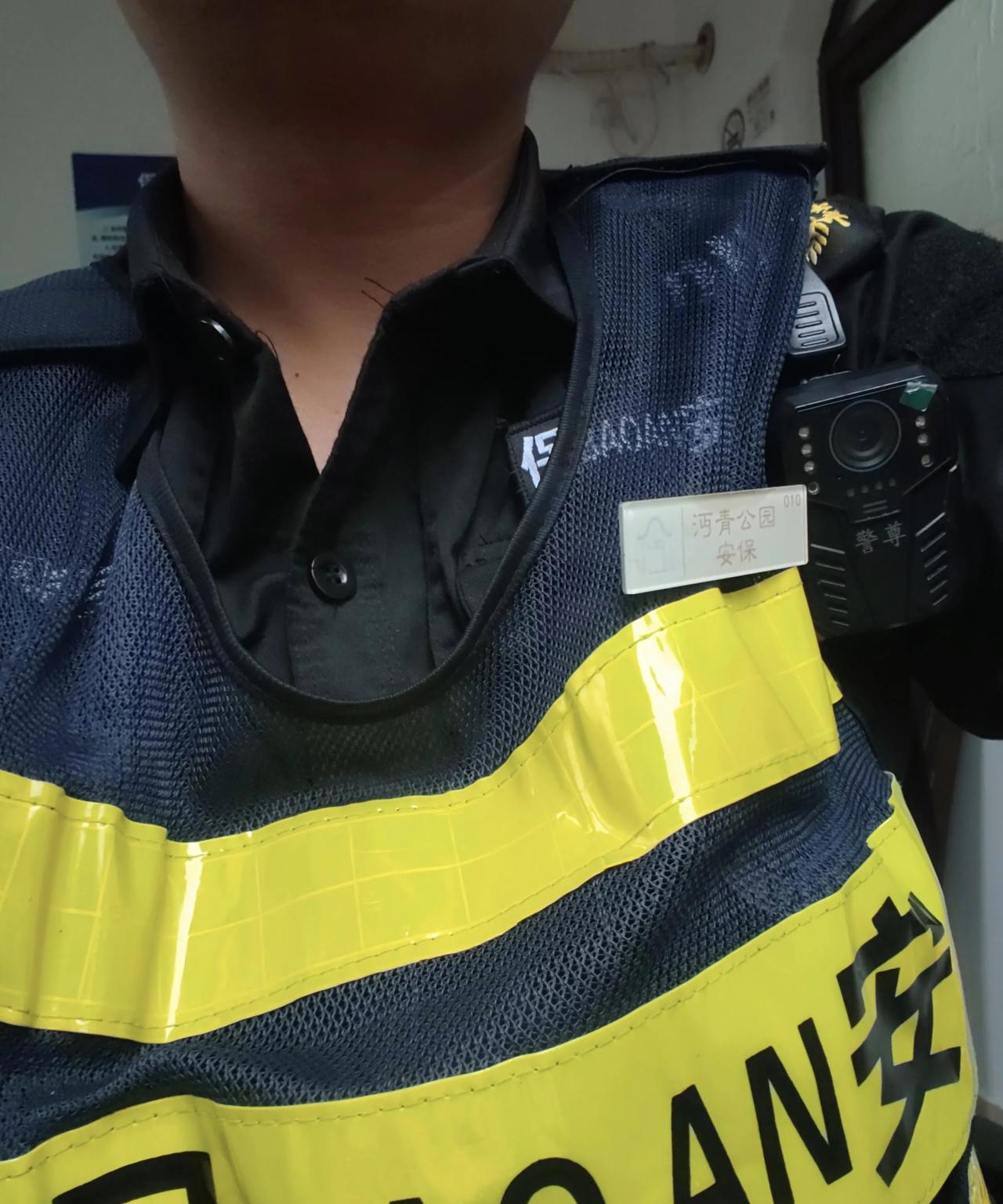 今天是来我公园做保安的第31天，从6月3号到今天，中间给夜班加了2个班，算下来已