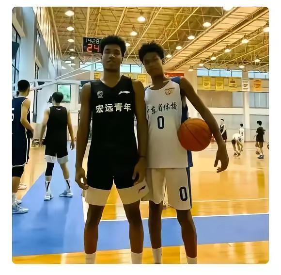 国家队快一半是东北人，你知道吗？
这背后藏着一个普通人逆袭的顶级心法。
看看那些