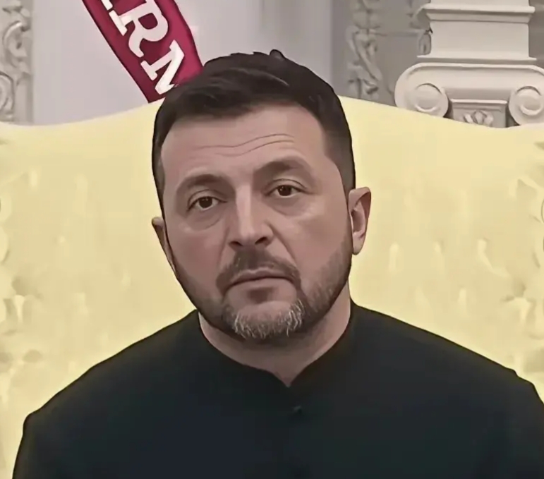 目前看来，泽连斯基只剩这3个选择！

1、向俄罗斯投降。如果投降的话，不光乌东地