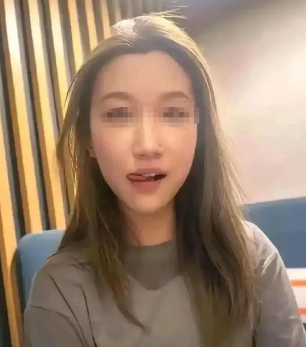 大事不好了，昨天，大连工业大学在网站发布了对学生李欣莳开除学籍的处分。原因是她在