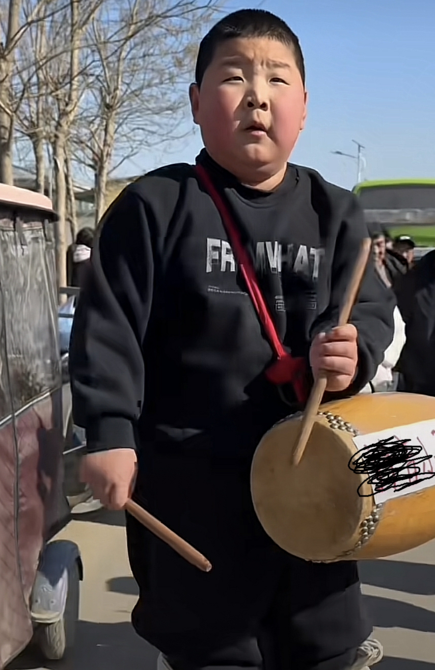 好好学习天天向上，网红之路不是你这个年纪该走的。