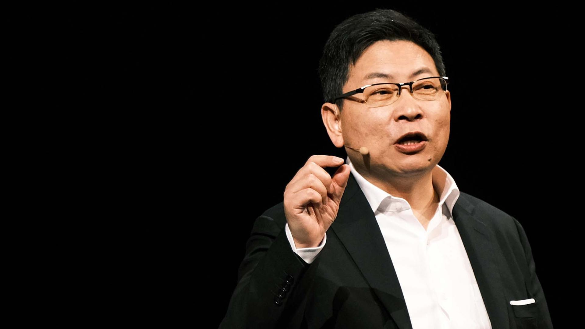 网传余承东在内部怒批鸿蒙座舱：应该叫功能座舱