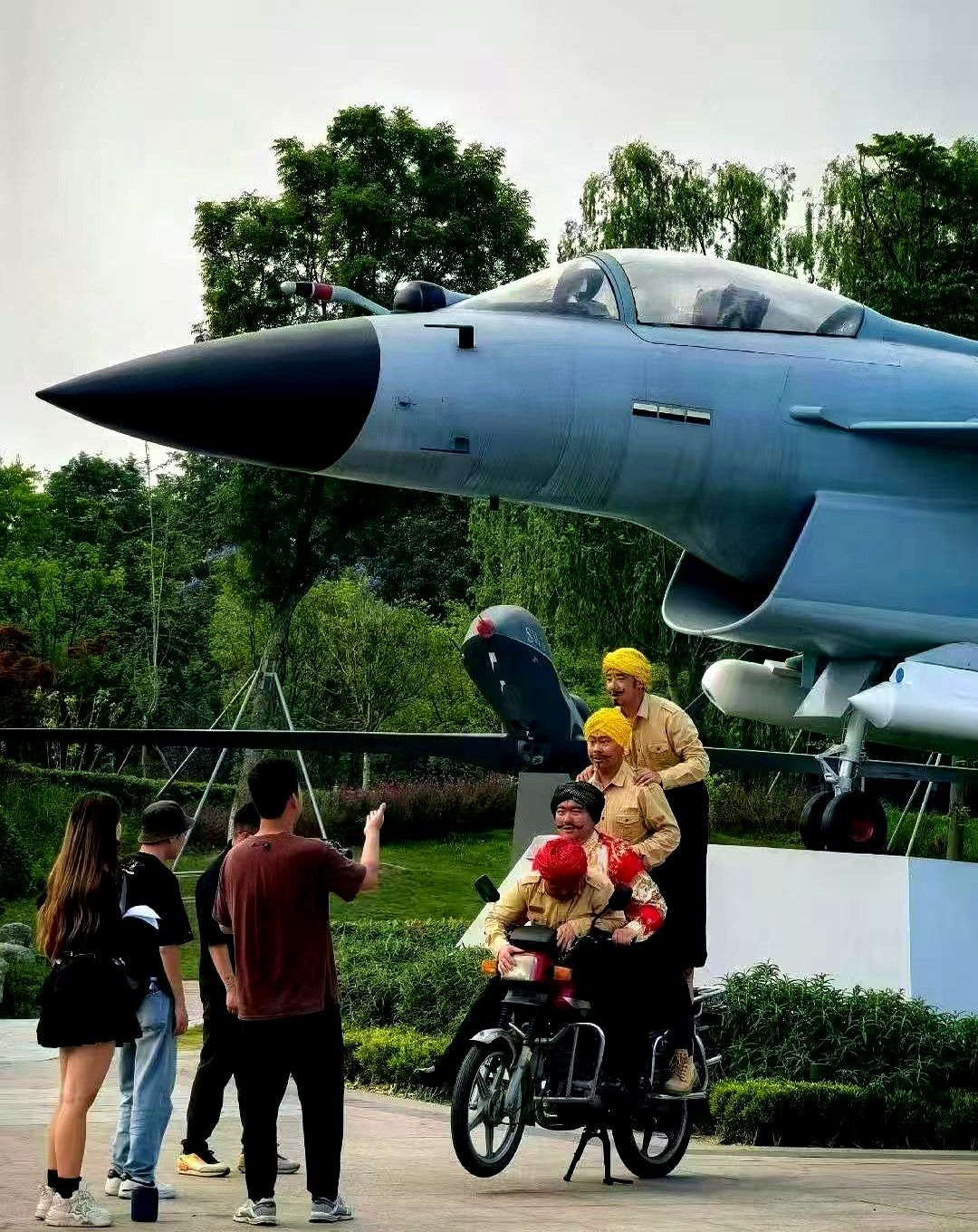 印度四处宣扬自己又赢了











---











你绝