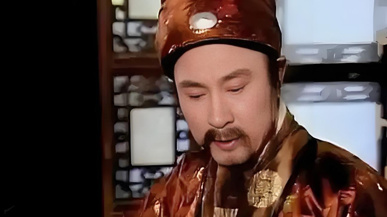 贾府的爷们谁的小妾最多，不是贾赦，也不是贾珍，而是他！