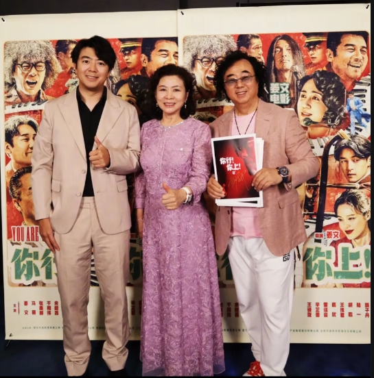 姜文的《你行你上》赔了个大跟头。

上映8天了，票房才8000多万，照这么算最后