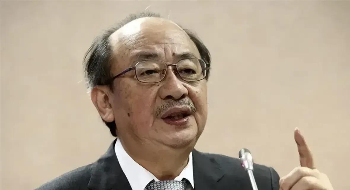 为什么柯建铭的预言总会成真？这是国民党要来思考与认真对待的问题。
不要以为柯建铭