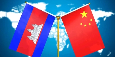 泰国F-16战机出动，柬埔寨难以招架！洪玛奈绕开中国，竟求联合国安理会出面干预？